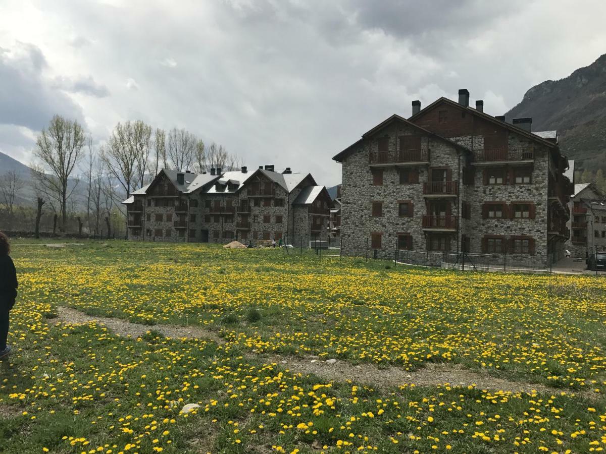 Apartamento En Benasque Buitenkant foto