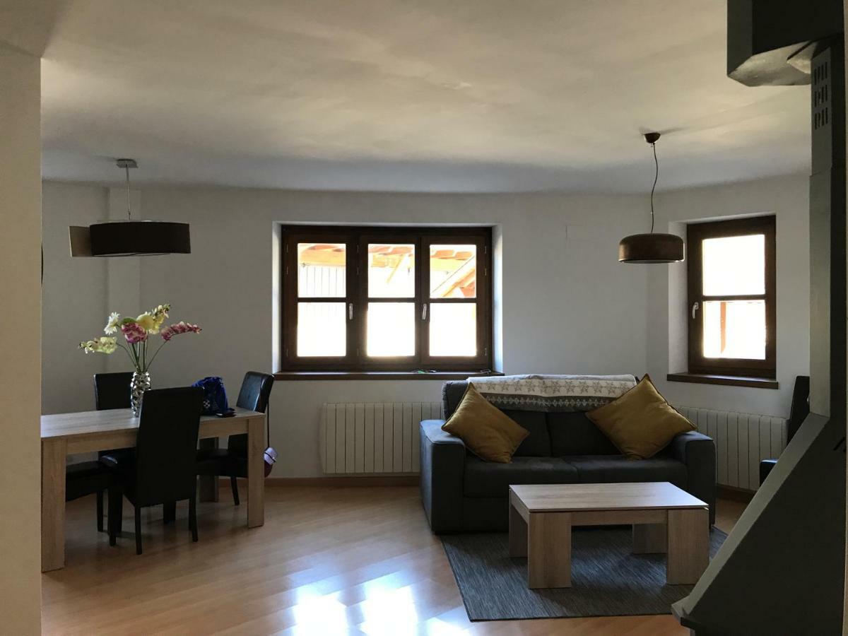 Apartamento En Benasque Buitenkant foto